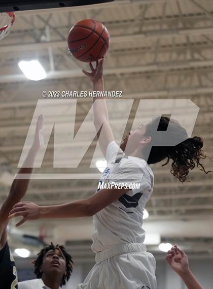 Thumbnail 3 in Navasota vs Giddings (Mike Dacus Classic) photogallery.