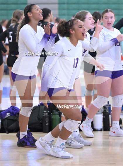 Thumbnail 3 in Millennium vs. Oaks Christian (Durango Fall Classic) photogallery.