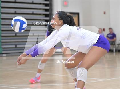 Thumbnail 1 in Millennium vs. Oaks Christian (Durango Fall Classic) photogallery.