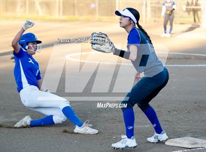 Thumbnail 3 in Brawley vs. Rancho Bernardo (Cougar Classic) photogallery.