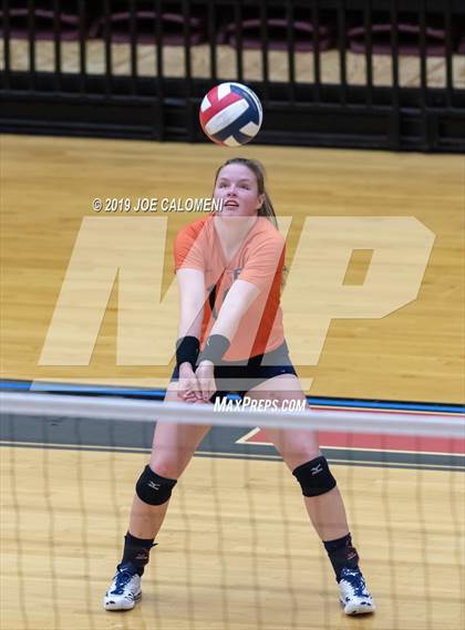 Thumbnail 2 in Fulshear vs Brandeis (NEISD Volleyball Tournament) photogallery.