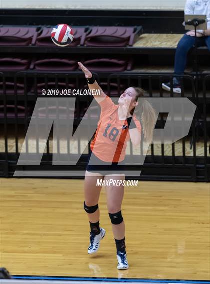 Thumbnail 3 in Fulshear vs Brandeis (NEISD Volleyball Tournament) photogallery.