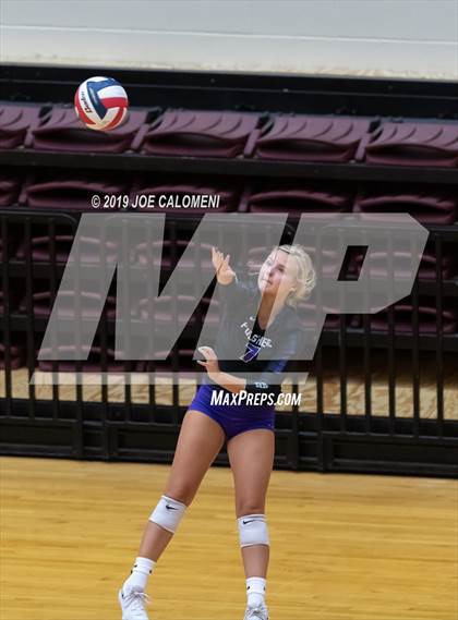 Thumbnail 2 in Fulshear vs Brandeis (NEISD Volleyball Tournament) photogallery.