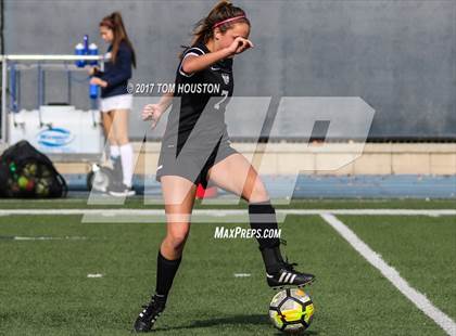 Thumbnail 3 in La Salle @ Flintridge Sacred Heart (La Salle Tournament) photogallery.