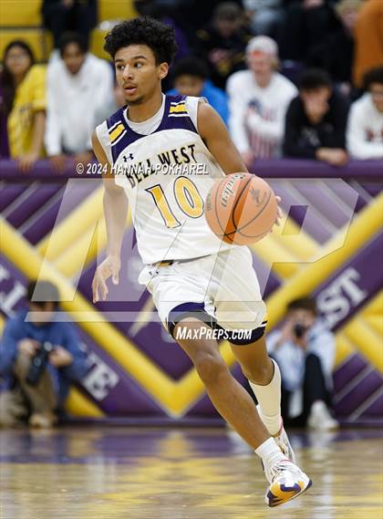 Thumbnail 2 in Creighton Prep @ Bellevue West photogallery.
