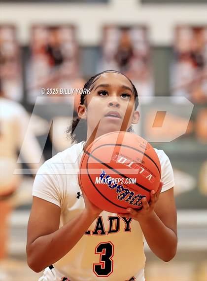 Thumbnail 2 in Grand Saline vs Quitman photogallery.