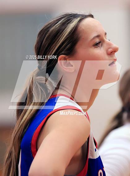 Thumbnail 1 in Grand Saline vs Quitman photogallery.