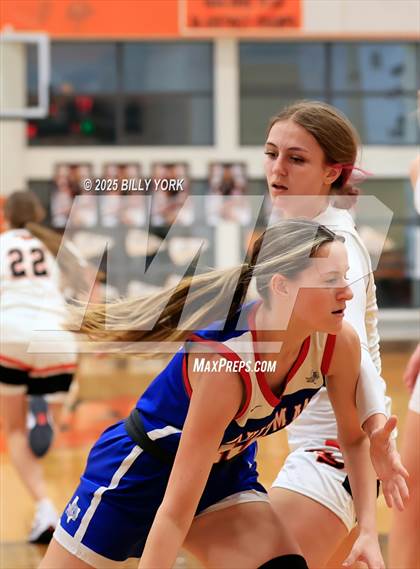 Thumbnail 1 in Grand Saline vs Quitman photogallery.