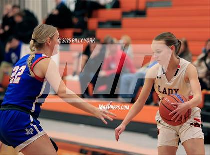 Thumbnail 1 in Grand Saline vs Quitman photogallery.