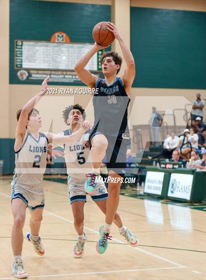 Thumbnail 1 in San Ysidro @ Linfield Christian (CIF D4 AA Final) photogallery.