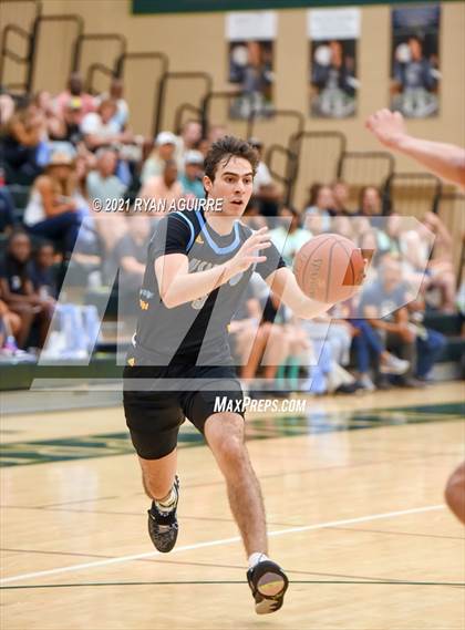 Thumbnail 2 in San Ysidro @ Linfield Christian (CIF D4 AA Final) photogallery.
