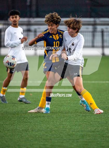 Thumbnail 2 in Battle Mountain vs Northfield (CHSAA 4A Championship) photogallery.