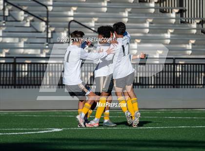 Thumbnail 3 in Battle Mountain vs Northfield (CHSAA 4A Championship) photogallery.