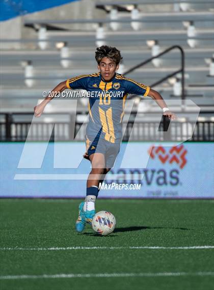 Thumbnail 1 in Battle Mountain vs Northfield (CHSAA 4A Championship) photogallery.