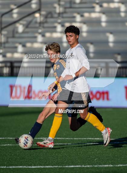Thumbnail 1 in Battle Mountain vs Northfield (CHSAA 4A Championship) photogallery.