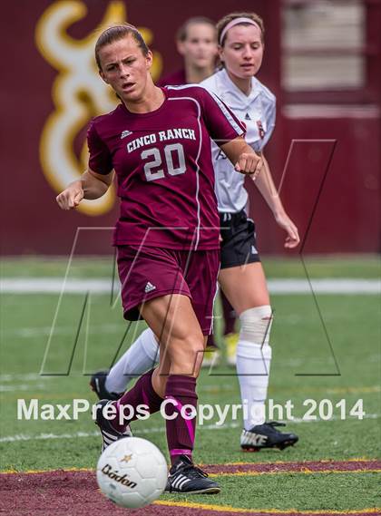 Thumbnail 3 in Cinco Ranch vs Fort Bend Austin ( 5A Region 3 Semifinal ) photogallery.