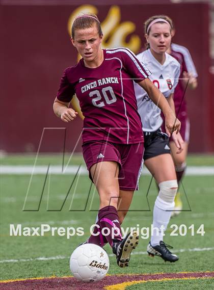 Thumbnail 2 in Cinco Ranch vs Fort Bend Austin ( 5A Region 3 Semifinal ) photogallery.