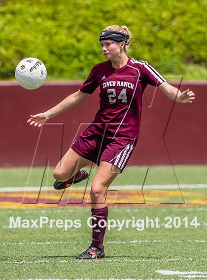 Thumbnail 2 in Cinco Ranch vs Fort Bend Austin ( 5A Region 3 Semifinal ) photogallery.