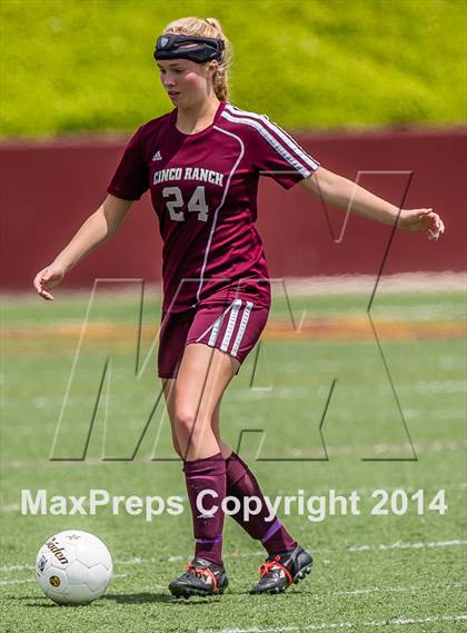 Thumbnail 3 in Cinco Ranch vs Fort Bend Austin ( 5A Region 3 Semifinal ) photogallery.