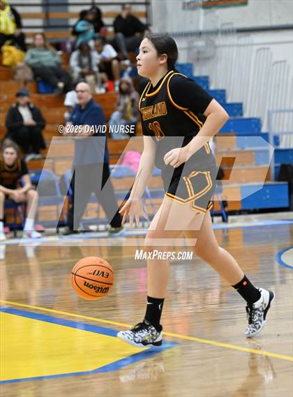 Thumbnail 1 in Highland @ Quartz Hill photogallery.