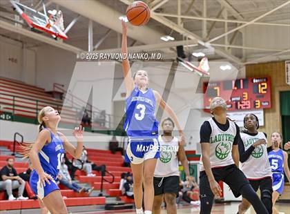Thumbnail 1 in Greenfield-Central @ Anderson (Scrimmage) photogallery.