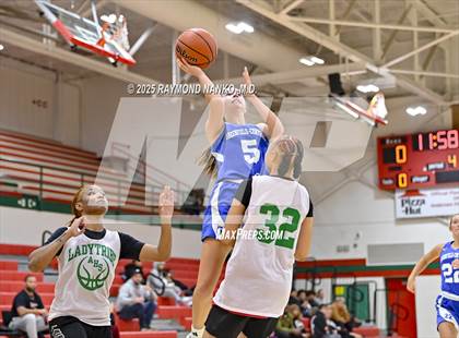 Thumbnail 3 in Greenfield-Central @ Anderson (Scrimmage) photogallery.