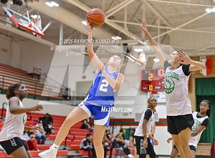 Thumbnail 2 in Greenfield-Central @ Anderson (Scrimmage) photogallery.
