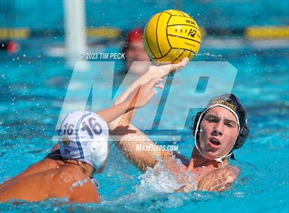 Thumbnail 1 in Corona del Mar @ Foothill photogallery.