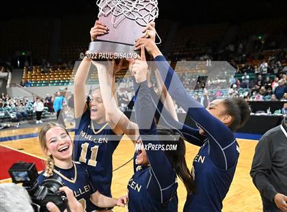 Thumbnail 1 in Mullen vs. Windsor (CHSAA 4A State FInal) photogallery.