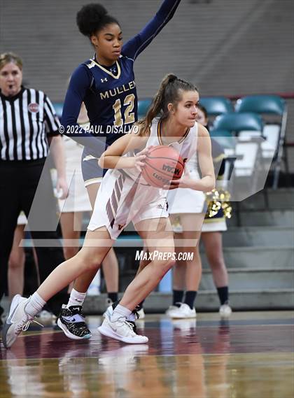 Thumbnail 1 in Mullen vs. Windsor (CHSAA 4A State FInal) photogallery.