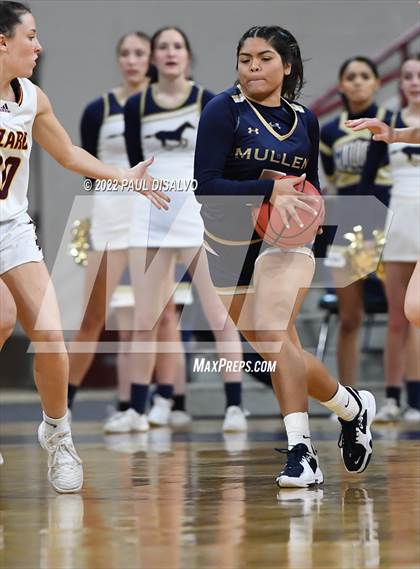 Thumbnail 1 in Mullen vs. Windsor (CHSAA 4A State FInal) photogallery.