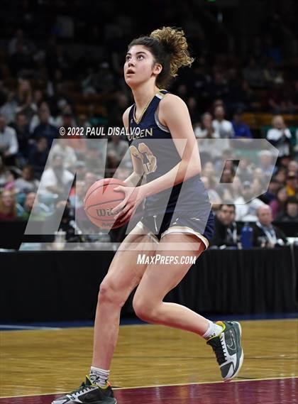 Thumbnail 2 in Mullen vs. Windsor (CHSAA 4A State FInal) photogallery.