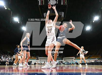 Thumbnail 1 in Mullen vs. Windsor (CHSAA 4A State FInal) photogallery.