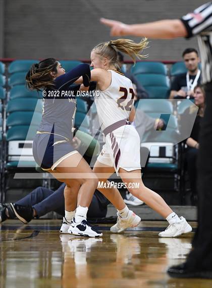 Thumbnail 3 in Mullen vs. Windsor (CHSAA 4A State FInal) photogallery.