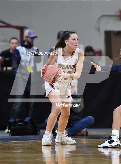 Thumbnail 1 in Mullen vs. Windsor (CHSAA 4A State FInal) photogallery.