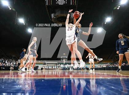 Thumbnail 2 in Mullen vs. Windsor (CHSAA 4A State FInal) photogallery.