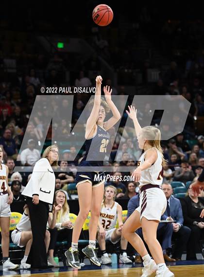 Thumbnail 2 in Mullen vs. Windsor (CHSAA 4A State FInal) photogallery.