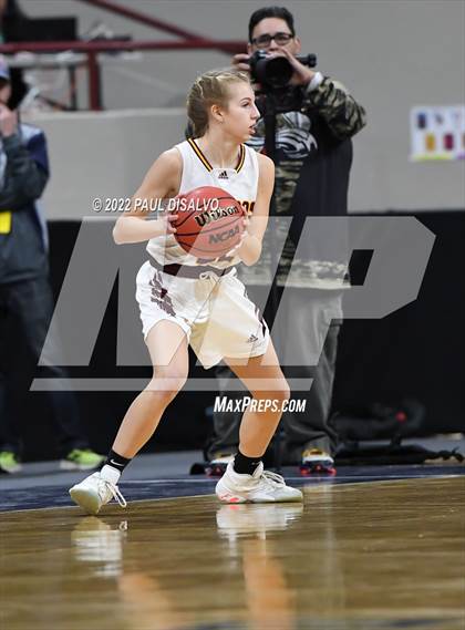 Thumbnail 1 in Mullen vs. Windsor (CHSAA 4A State FInal) photogallery.
