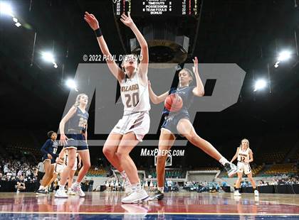 Thumbnail 2 in Mullen vs. Windsor (CHSAA 4A State FInal) photogallery.