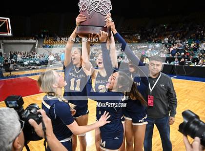 Thumbnail 1 in Mullen vs. Windsor (CHSAA 4A State FInal) photogallery.
