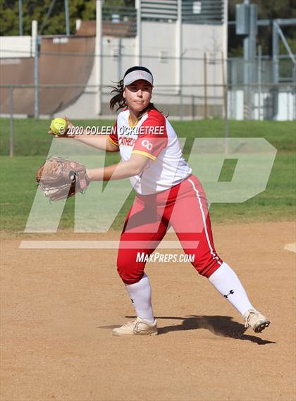 Thumbnail 2 in Cathedral Catholic @ El Camino photogallery.
