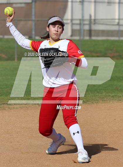 Thumbnail 2 in Cathedral Catholic @ El Camino photogallery.