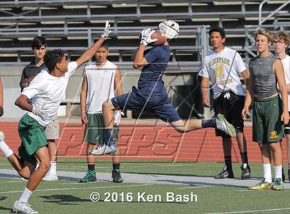 Thumbnail 2 in Camarillo @ Moorpark (7-on-7) photogallery.