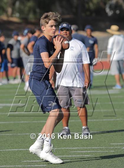 Thumbnail 2 in Camarillo @ Moorpark (7-on-7) photogallery.