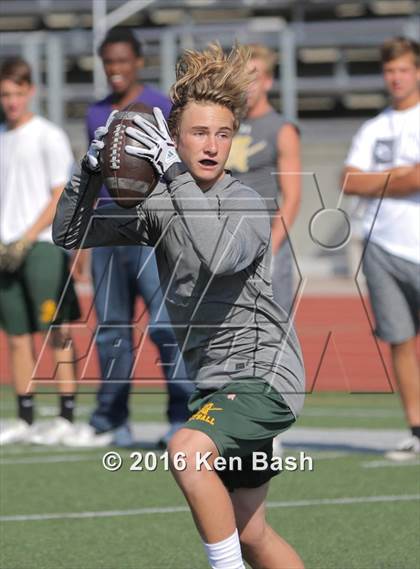 Thumbnail 2 in Camarillo @ Moorpark (7-on-7) photogallery.