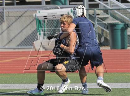 Thumbnail 2 in Camarillo @ Moorpark (7-on-7) photogallery.