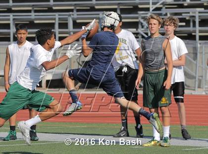 Thumbnail 3 in Camarillo @ Moorpark (7-on-7) photogallery.