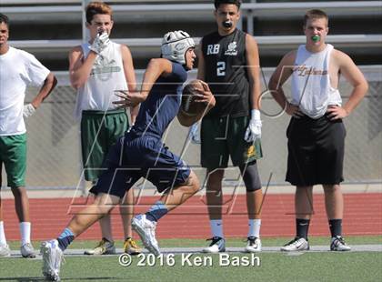 Thumbnail 2 in Camarillo @ Moorpark (7-on-7) photogallery.