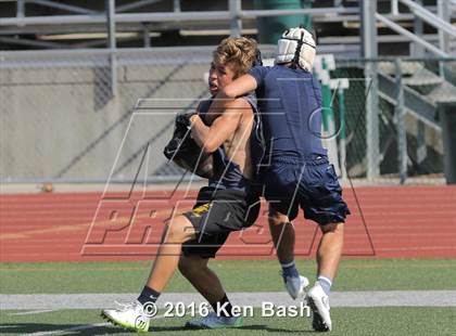 Thumbnail 1 in Camarillo @ Moorpark (7-on-7) photogallery.