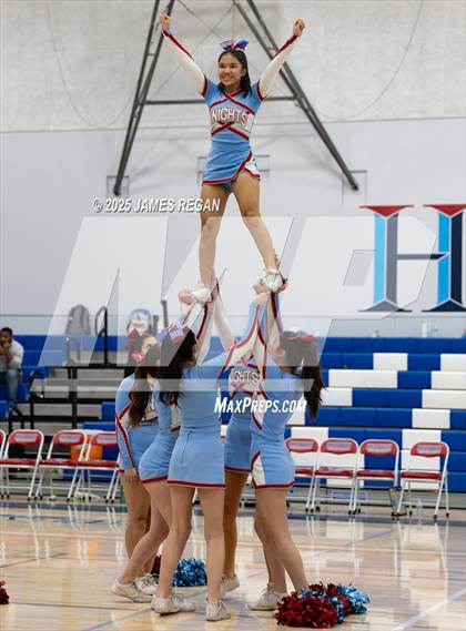 Thumbnail 1 in Carlmont @ Hillsdale photogallery.